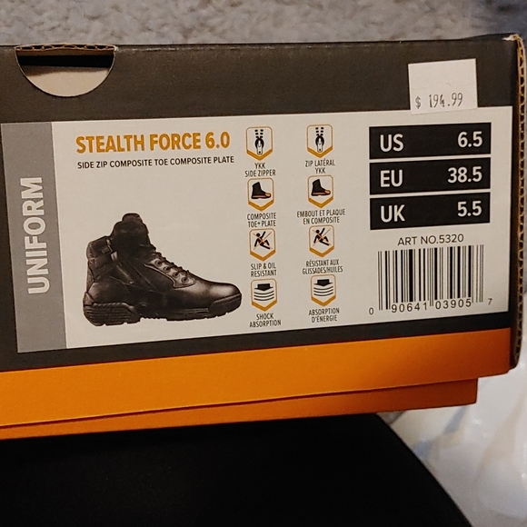 Magnum Work Boots - Picture 2 of 4